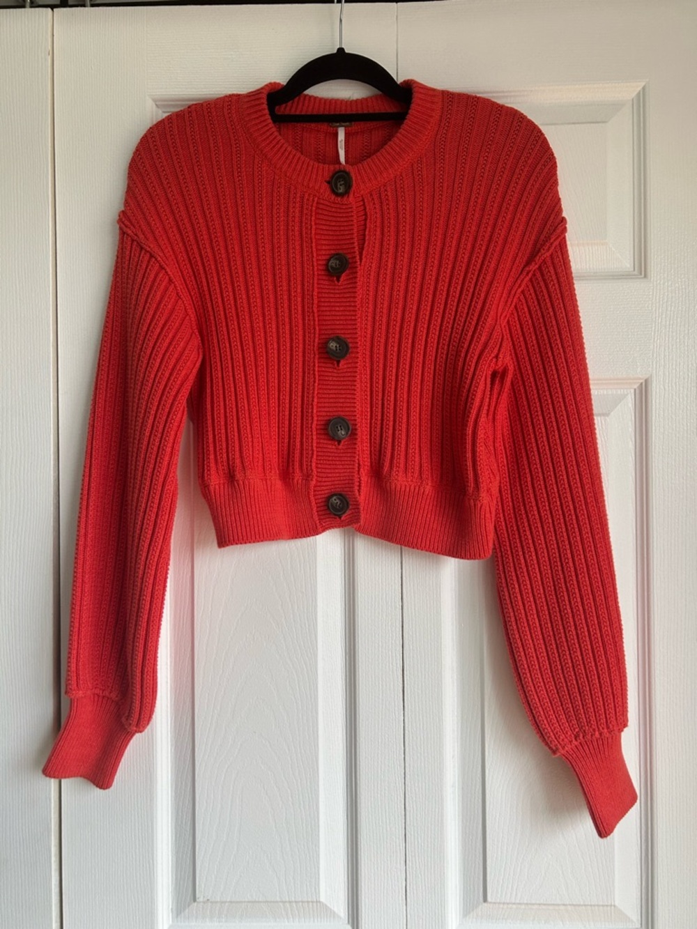 Free People All Yours Cable Knit Cropped Sweater Cardigan Size M - Picture 3 of 7